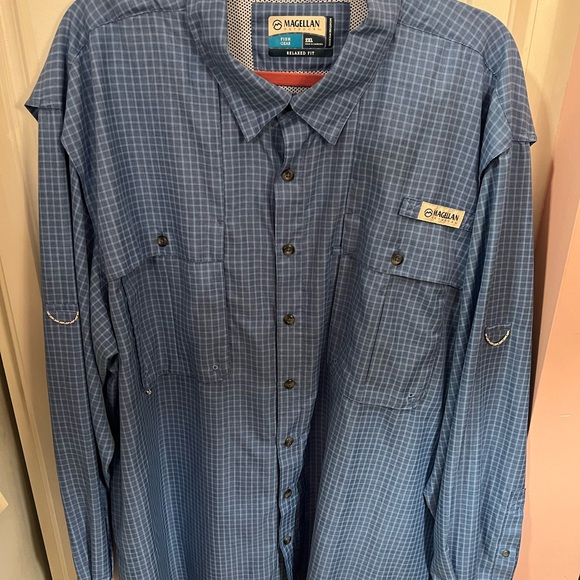 Magellan Outdoors Men's Aransas Pass Button Down long sleeve Shirt - Picture 1 of 12